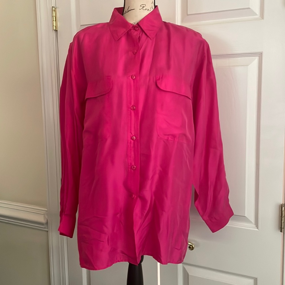 Stunt collections buttons down shirt 100% silk